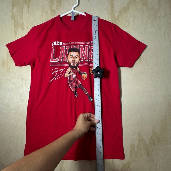 Zach Lavine #8 Cartoon T Shirt NBA Next Level Apparel Mens Medium - Picture 4 of 7